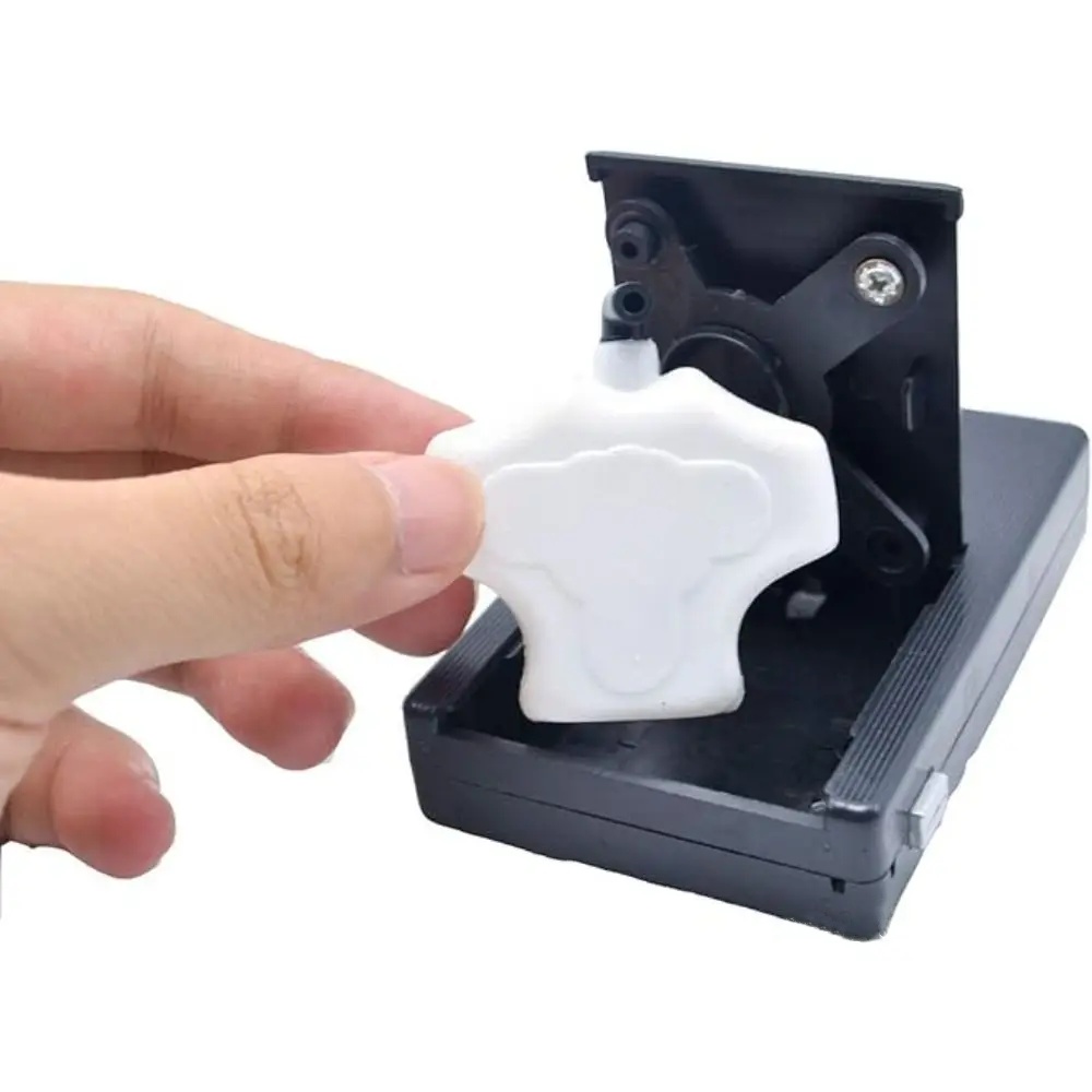 Realistic Squirt Camera Prank  - Photography Jokes recension och pris